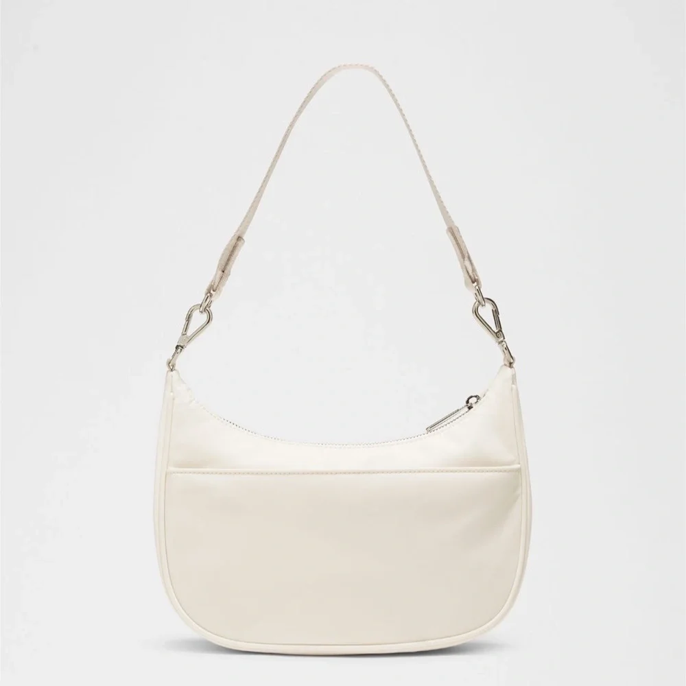 NWT Lululemon City Essentials Small Shoulder Bag 3L Ivory - Picture 2 of 6